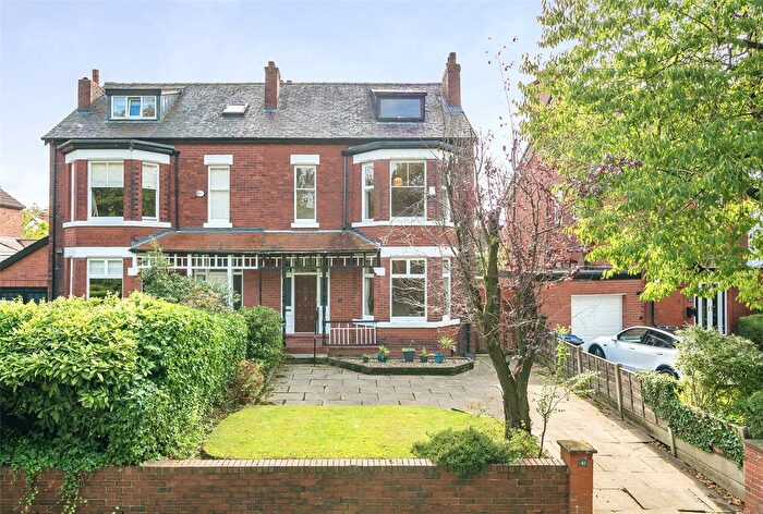 5 Bedroom Semi-Detached House For Sale In Elms Road, Heaton Moor, Stockport, SK4