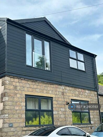 2 Bedroom Terraced House To Rent In Manchester Road, Huddersfield, HD4