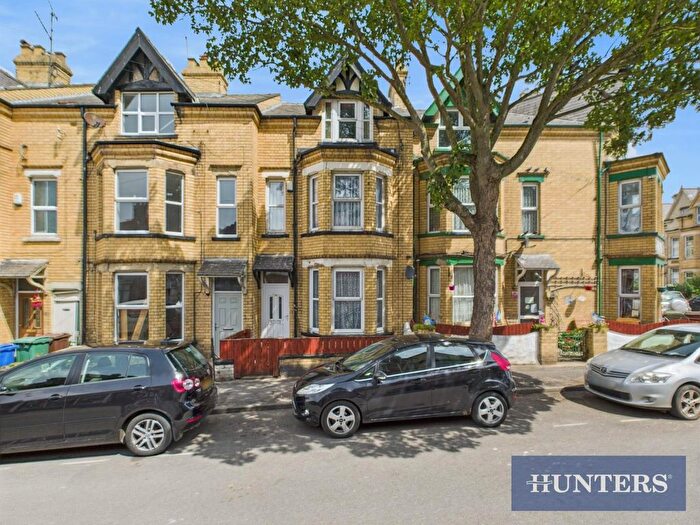 4 Bedroom Terraced House For Sale In Lansdowne Road, Bridlington, Yorkshire, YO15
