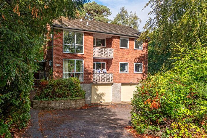 2 Bedroom Maisonette For Sale In Hiltingbury Road, Hiltingbury, SO53