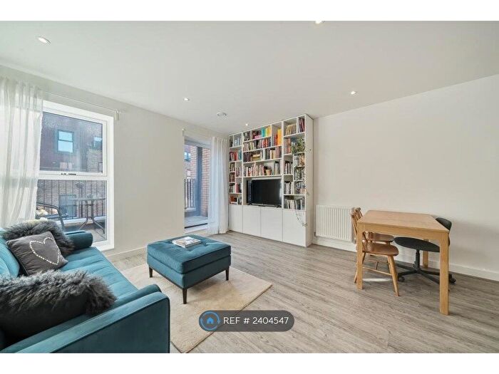 1 Bedroom Flat To Rent In Grazelle Heights, London, SE18