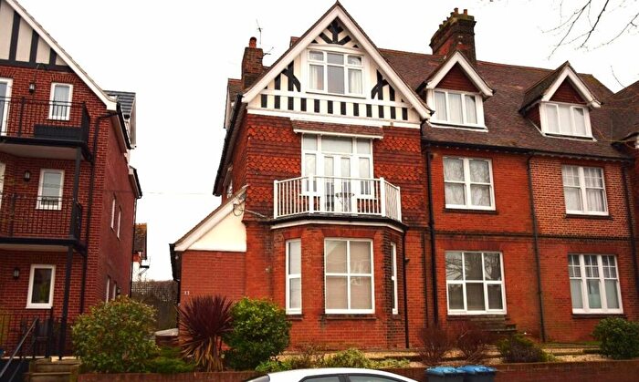 1 Bedroom Flat To Rent In Bacton Road, Felixstowe, Suffolk, IP11