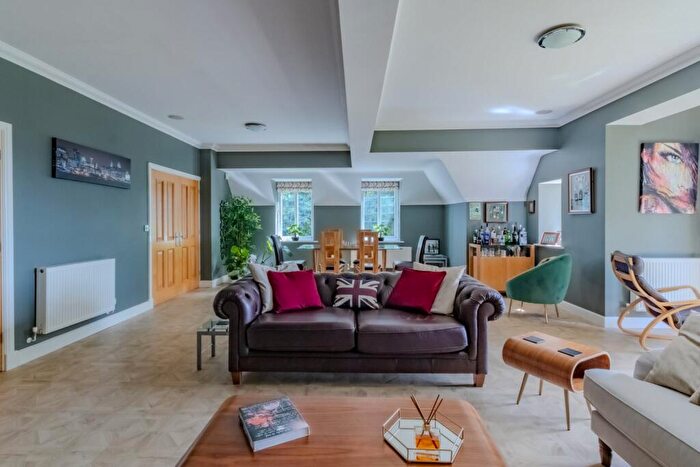 2 Bedroom Flat For Sale In Lea End Lane, Birmingham, B38