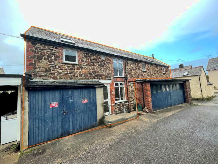 1 Bedroom Maisonette To Rent In Okehampton, EX20