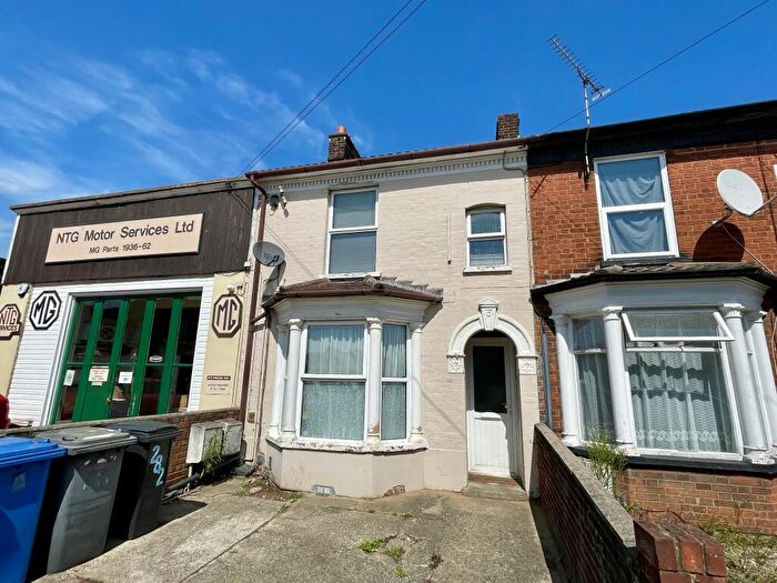 1 Bedroom Flat For Sale In B Bramford Road, Ipswich, Suffolk, IP1