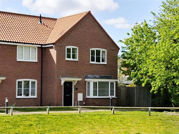 3 Bedroom Semi-Detached House For Sale In Bracken Road, Surfleet, Spalding, PE11
