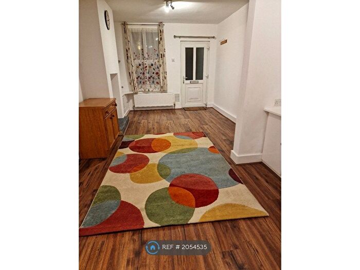 2 Bedroom Terraced House To Rent In London Road, Staines-Upon-Thames, TW18