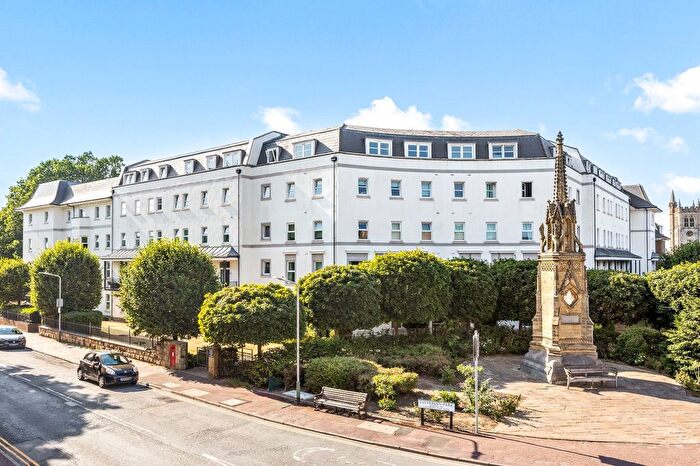 2 Bedroom Flat For Sale In Exchange Mews, Culverden Park Road, Tunbridge Wells, TN4