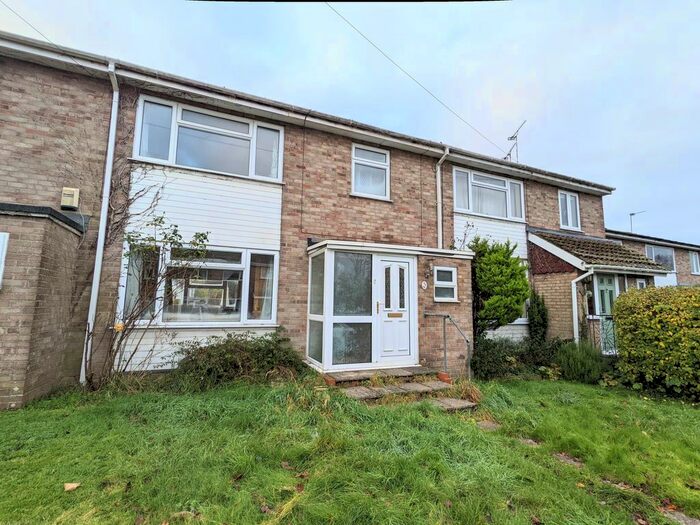 3 Bedroom Terraced House To Rent In Alliston Way, Whitchurch RG28
