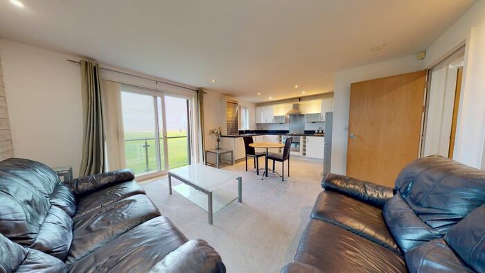 2 Bedroom Flat To Rent In Pentre Doc Y Gogledd, Llanelli, Carmarthenshire, SA15