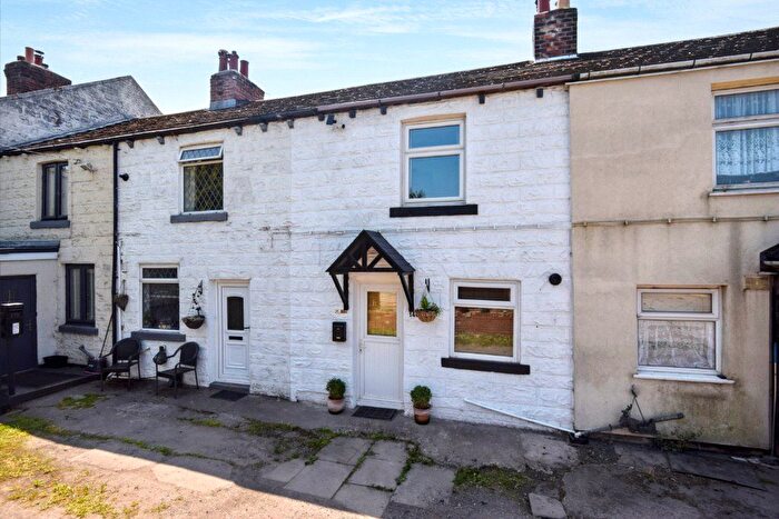 2 Bedroom Terraced House For Sale In Cliff Road, Crigglestone, Wakefield, West Yorkshire, WF4