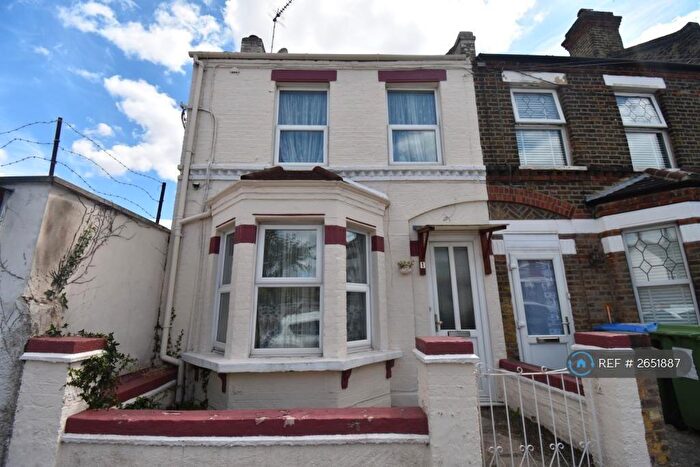 2 Bedroom Terraced House To Rent In Miriam Road, Plumstead, SE18