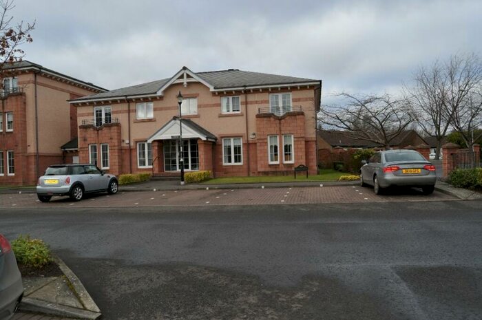 3 Bedroom Apartment To Rent In Old Station Court, Bothwell, South Lanarkshire, G71