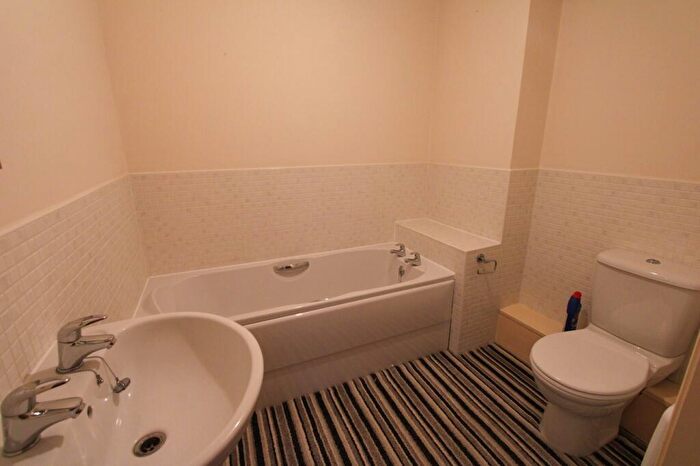2 Bedroom Apartment To Rent In Kentmere Drive, Lakeside, Doncaster, DN4