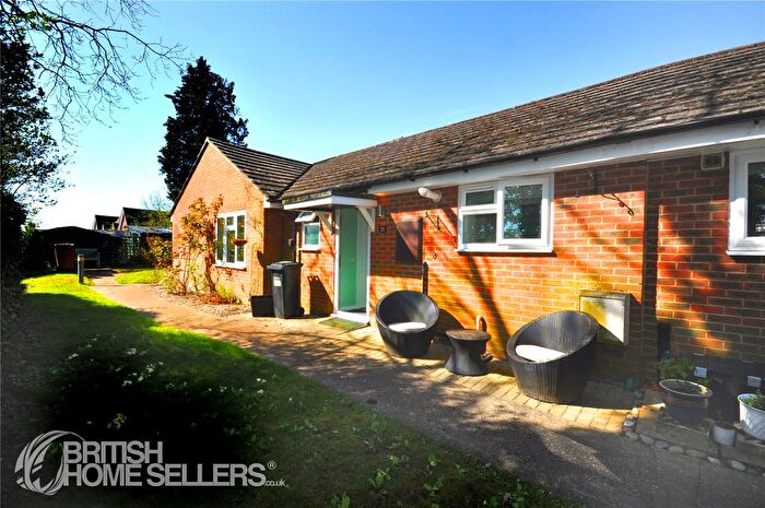 1 Bedroom Bungalow For Sale In Woodlands Road, Redhill, Surrey, RH1