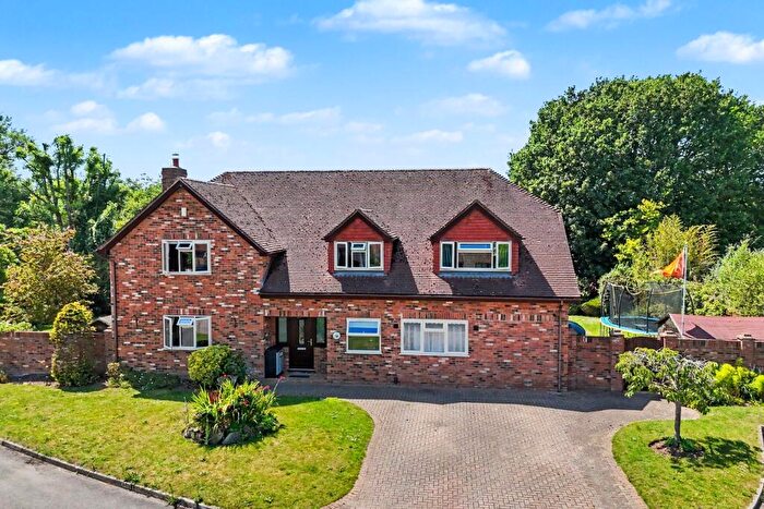 4 Bedroom Detached House For Sale In Ashington, BH21