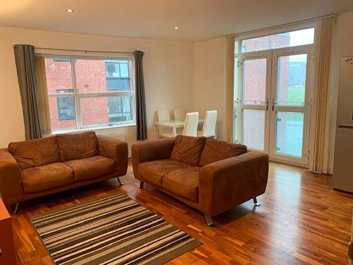 2 Bedroom Flat To Rent In Alina House, Liverpool, L3