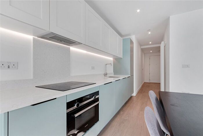 1 Bedroom Flat For Sale In Western Gateway, London, E16