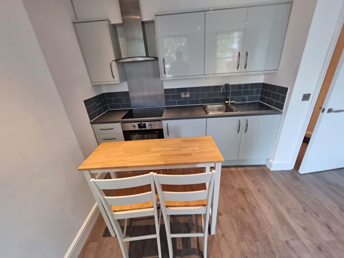 1 Bedroom Flat To Rent In Dartmouth Road, Kilburn, NW2