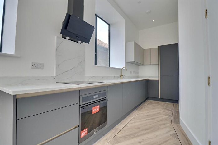 2 Bedroom Flat To Rent In Palmerston Road, Southsea, PO5