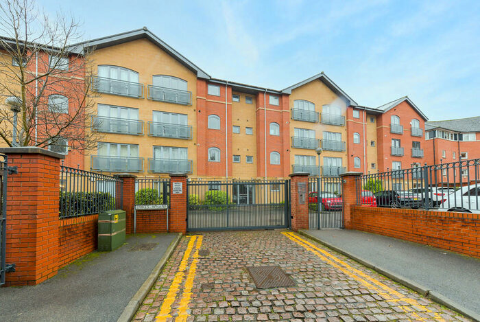 2 Bedroom Apartment To Rent In Wharf Road, Nottingham, NG7