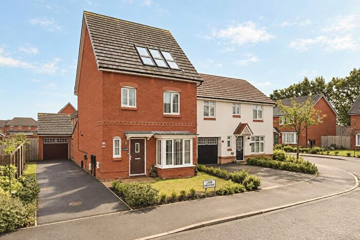 4 Bedroom Detached House For Sale In Loom Crescent, Bamber Bridge, PR5