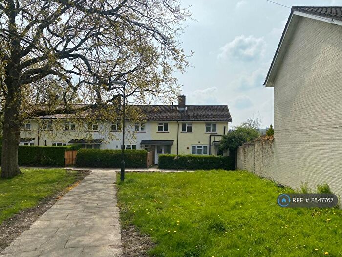 3 Bedroom End Of Terrace House To Rent In Tilgate Way, Crawley, RH10
