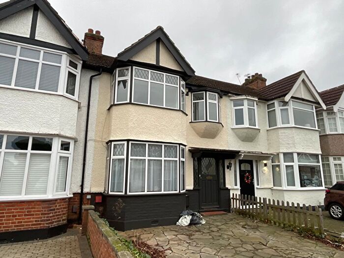 3 Bedroom Terraced House To Rent In Carlton Road, Gidea Park, RM2
