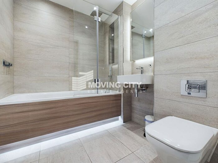 2 Bedroom Flat For Sale In Thonrey Close, Peacon House, NW9