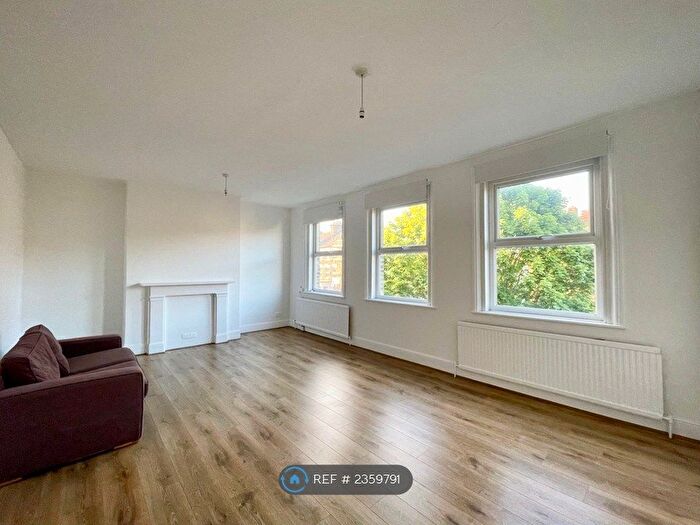 1 Bedroom Flat To Rent In Finsbury Park, London, N4