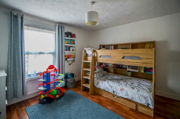 2 Bedroom Semi-Detached House For Sale In Hinguar Street, Old Shoeburyness, SS3