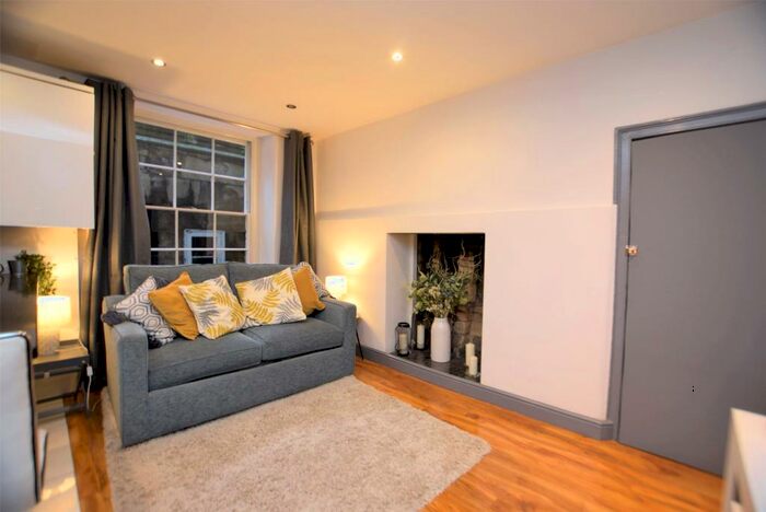 1 Bedroom Apartment To Rent In Albion Terrace, Bath, BA1