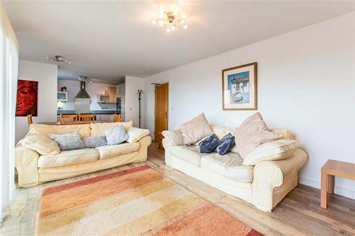 2 Bedroom Flat To Rent In Fishermans Way, Maritime Quarter, Swansea, SA1