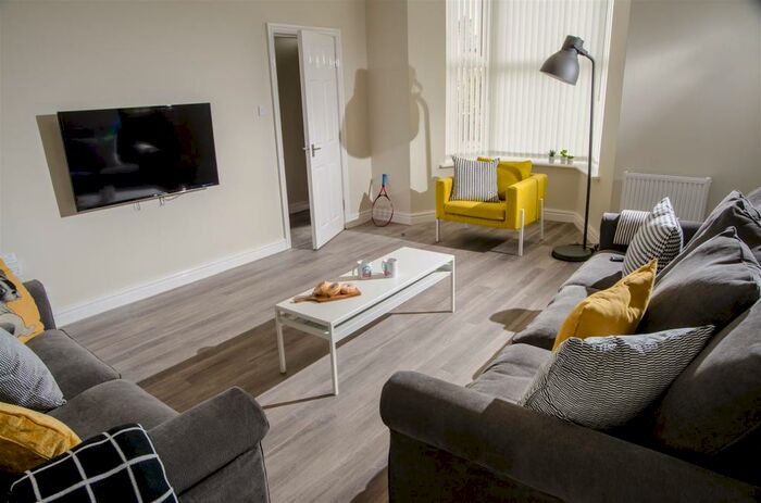 7 Bedroom Private Hall To Rent In Rydal Road, Lancaster, LA1