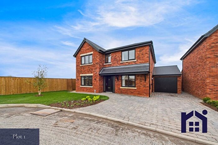 4 Bedroom Property For Sale In Laurel Gardens, Farington Moss, PR26