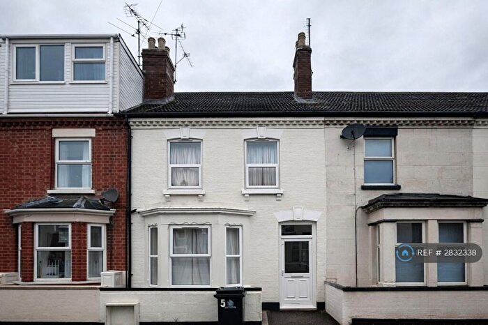 4 Bedroom Terraced House To Rent In Weston Road, Gloucester, GL1