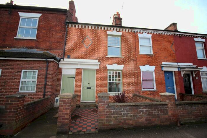 3 Bedroom Terraced House To Rent In Nightingale Road, Hitchin, SG5