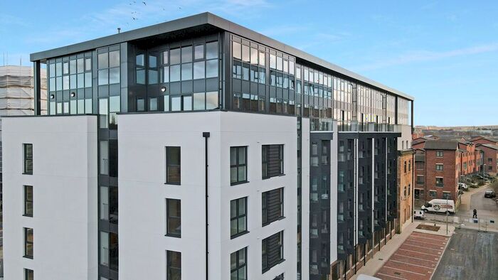 2 Bedroom Flat To Rent In Block E, Victoria Riverside, Atkinson Road, Leeds, LS10