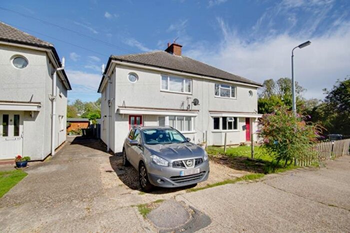 3 Bedroom Semi Detached House For Sale In West End, Somersham, PE28