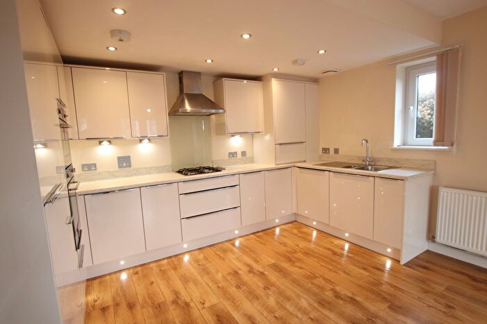 3 Bedroom Flat To Rent In Braes Of Gray Road, Dundee, DD2