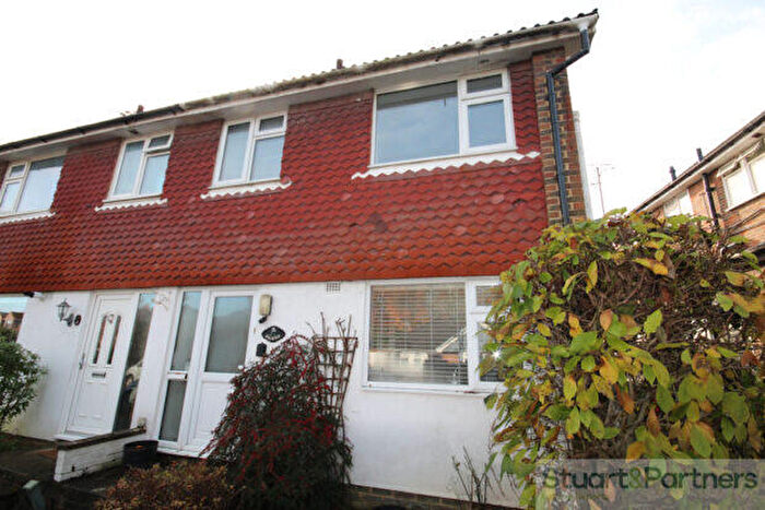 3 Bedroom End Of Terrace House To Rent In Churchmead, Hassocks, BN6