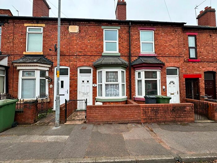 3 Bedroom Terraced House To Rent In Fisher Street, Willenhall, WV13