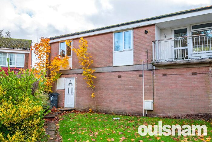 2 Bedroom Apartment To Rent In Pickering Croft, Birmingham, West Midlands, B32