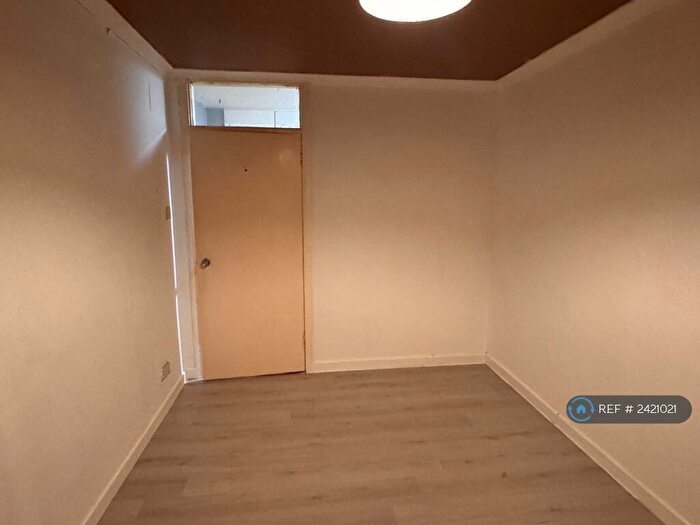 2 Bedroom Flat To Rent In St. Andrew Street, Dalkeith, EH22