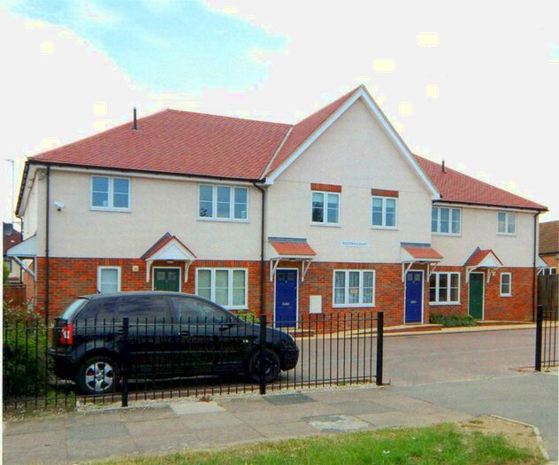 2 Bedroom Flat To Rent In Padora Court, Charlton Road, HA3