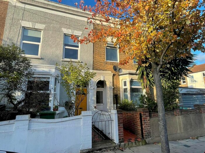 5 Bedroom Terraced House To Rent In Dunlace Road, London, E5