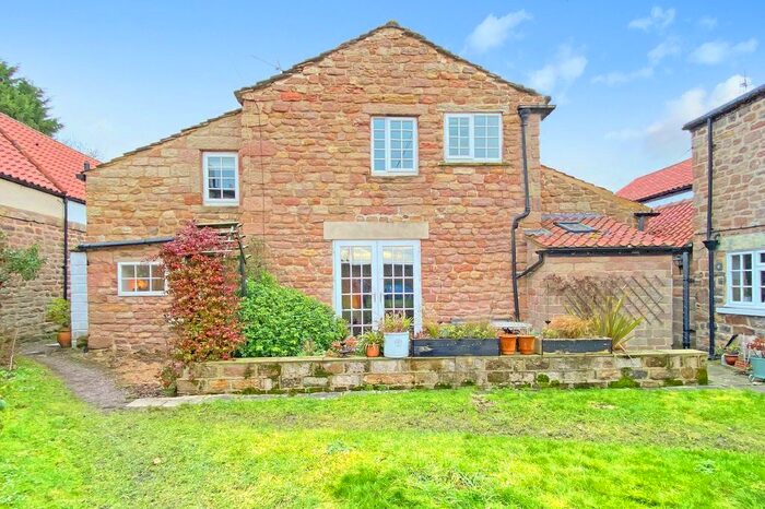 2 Bedroom Cottage For Sale In Plompton Square, Plompton, Knaresborough, HG5