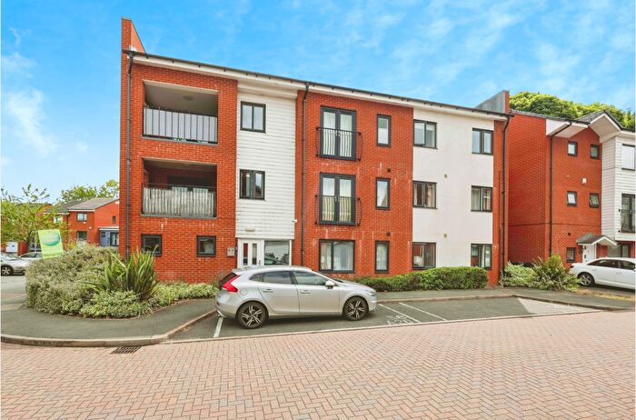 2 Bedroom Flat To Rent In Whitlock Grove, Birmingham, B14