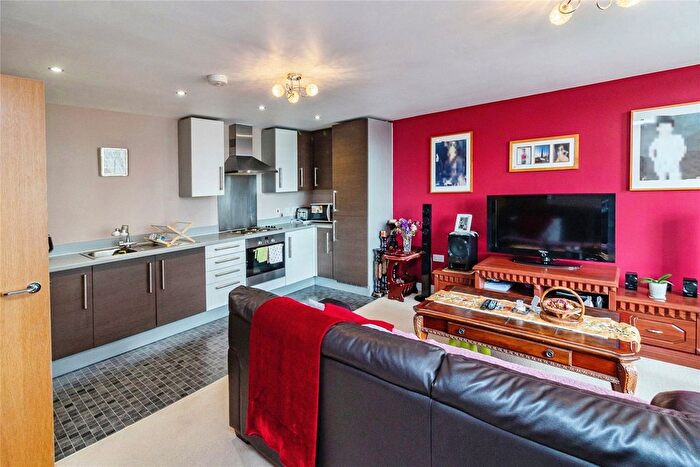 1 Bedroom Flat For Sale In South Row, Milton Keynes, Buckinghamshire, MK9