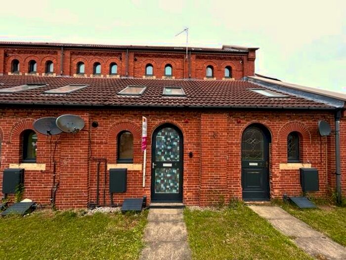 2 Bedroom Town House To Rent In Ascension Mews, Firth Crescent, Maltby, Rotherham, S66